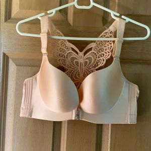 NWOT front clasp 42B (38/40 fit) push-up/in bra